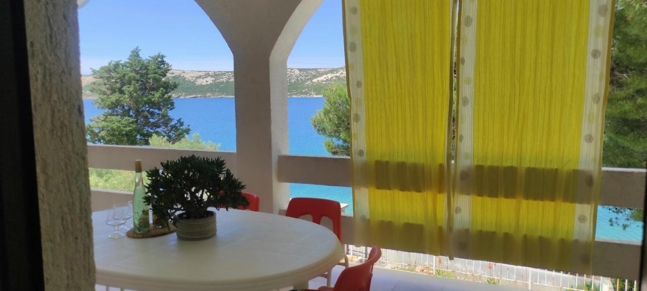 Sea Breeze Apartments With Private Beach And Boat Anchorage Stara Novalja Esterno foto
